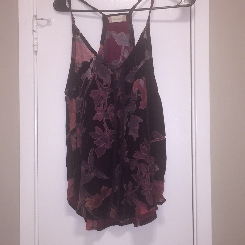 Velvet flower tank
